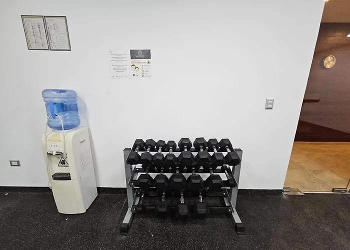 Macondo 1br Rooftop Pool, Parking & Wi-fi