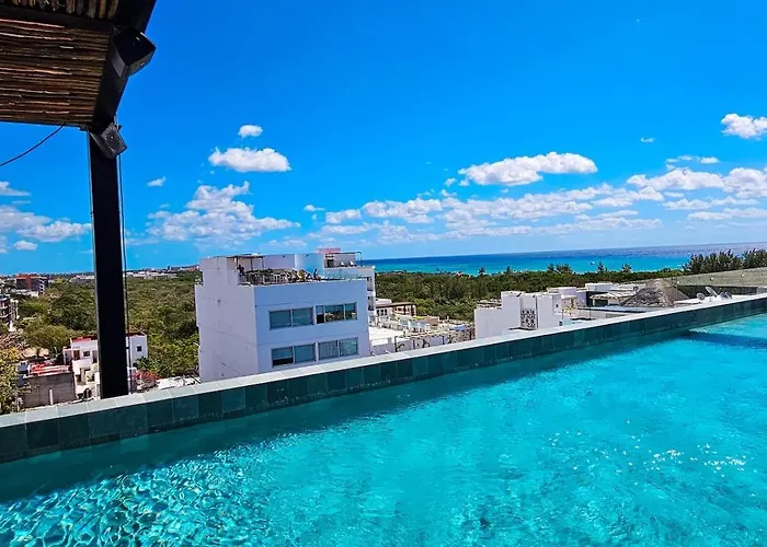 Macondo 1br Rooftop Pool, Parking & Wi-fi *